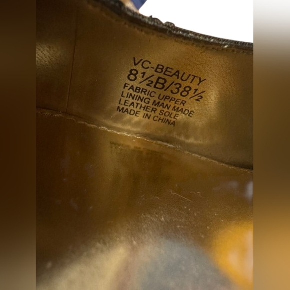 Vince Camuto NWT Heels V-C Beauty Bows Black/Gold Leather Size 8 1/2 - Picture 8 of 10